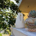 Apart-hotel Iliotropio 3*