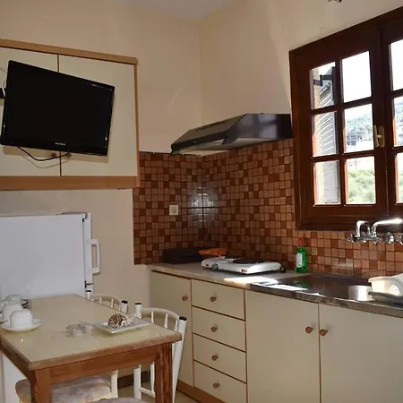 Iliotropio Aparthotel Loutra Edipsou (Evia)