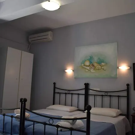 Aparthotel Iliotropio 3*