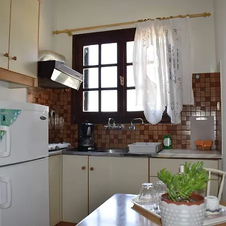 Iliotropio Aparthotel Loutra Edipsou (Evia)