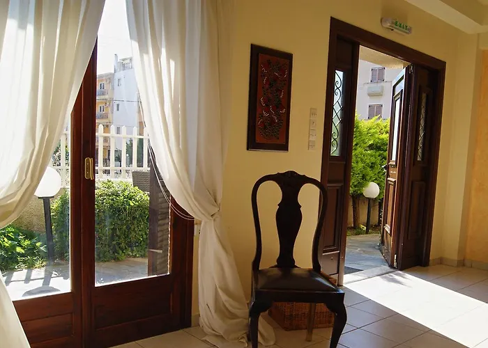 Aparthotel Iliotropio 3*